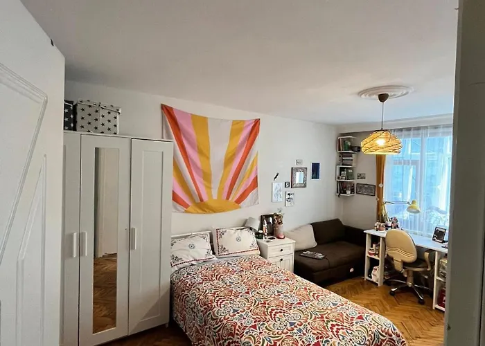 Becca's Double Bedroom Alongside Metrobank Makati Manila